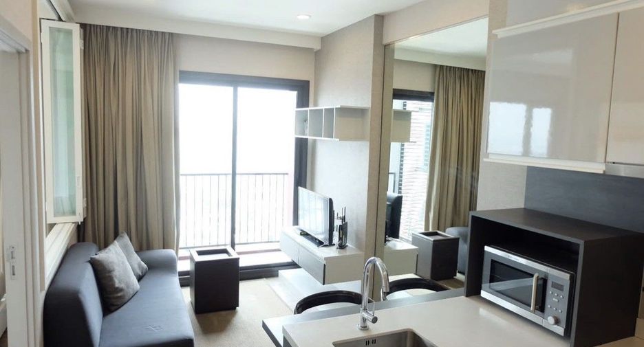 For rent 1 bed condo in Khlong Toei, Bangkok