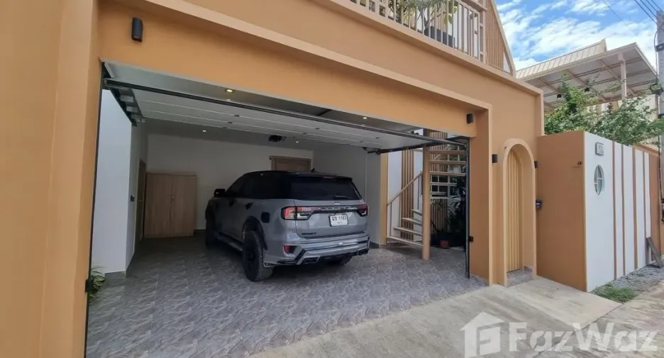 For rent 3 bedrooms villa in Bang Lamung, Chonburi