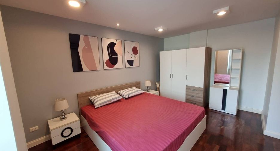 For rent 2 ベッドルーム condo in Watthana, Bangkok