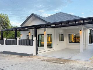 Casa en venta de 3 habitaciones en Bang Lamung, Chonburi