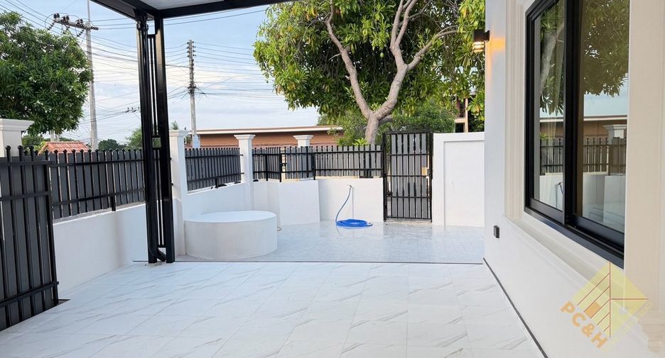 Casa en venta de 3 habitaciones en Bang Lamung, Chonburi