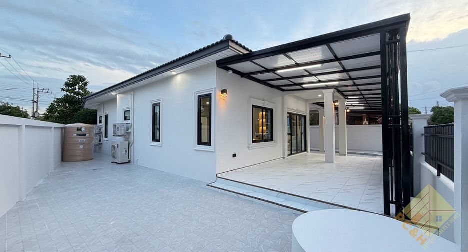 Casa en venta de 3 habitaciones en Bang Lamung, Chonburi
