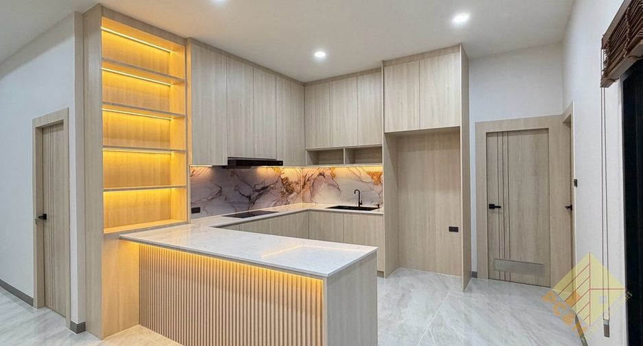 Casa en venta de 3 habitaciones en Bang Lamung, Chonburi