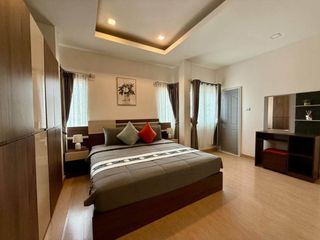 Haus zur Miete mit 4 Zimmer in Sattahip, Chonburi