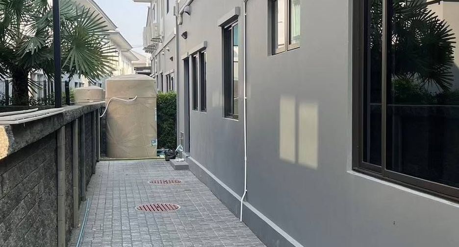 For rent 4 ベッドルーム house in Prawet, Bangkok