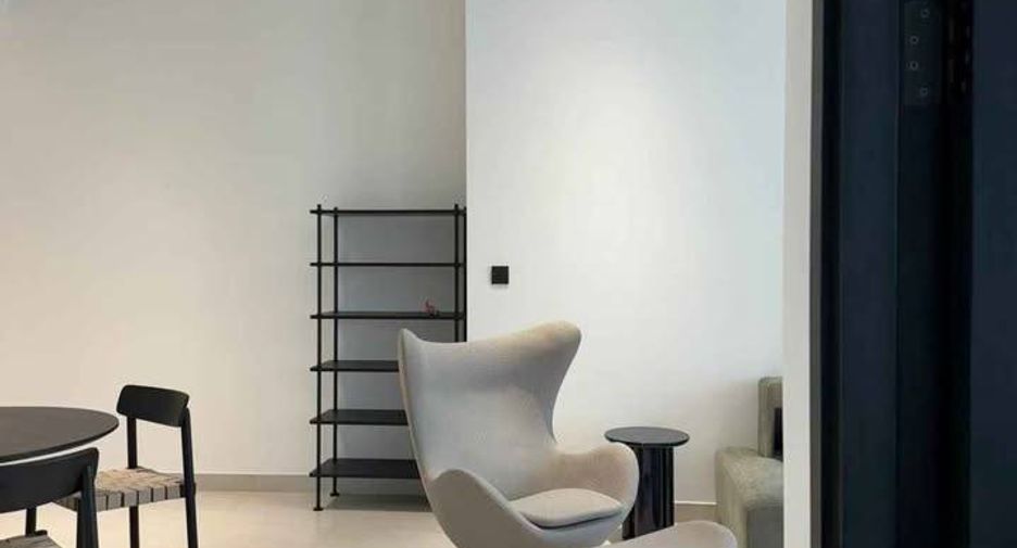 For sale 2 ベッドルーム condo in Sathon, Bangkok