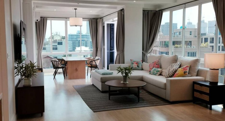 For rent そして for sale 2 ベッドルーム condo in Watthana, Bangkok