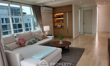 For rent そして for sale 2 ベッドルーム condo in Watthana, Bangkok