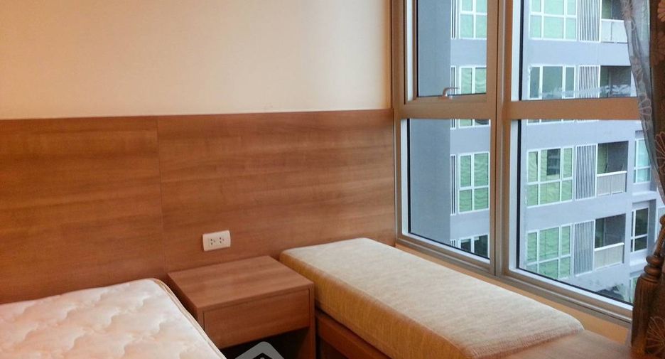À louer 1 chambre condo à Phra Khanong, Bangkok