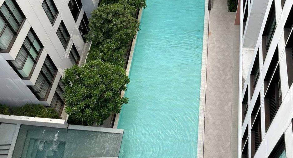 For rent 1 bed condo in Watthana, Bangkok