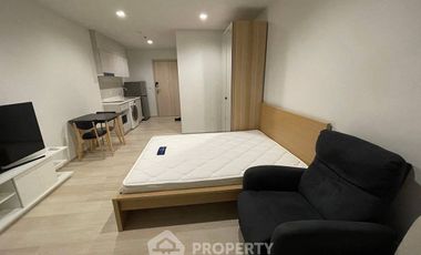 For rent 1 bed condo in Pathum Wan, Bangkok