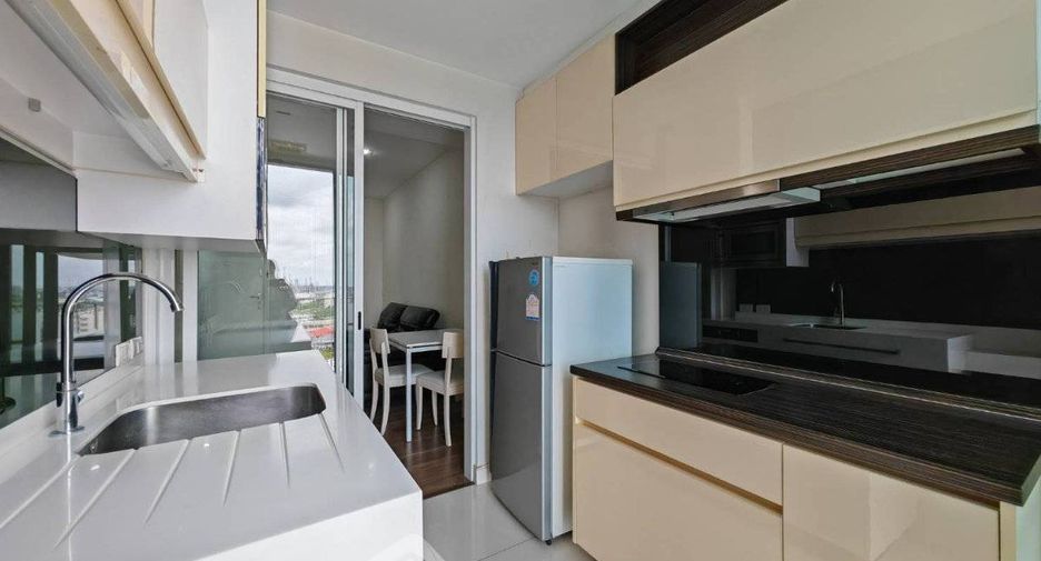 Wohnung zur Miete mit 1 Zimmer in Phra Khanong, Bangkok