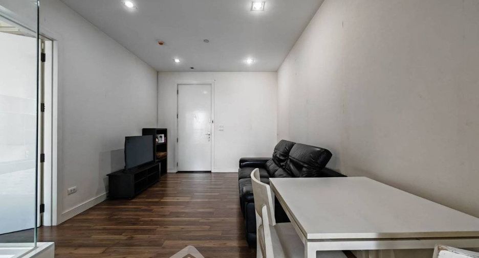 Wohnung zur Miete mit 1 Zimmer in Phra Khanong, Bangkok