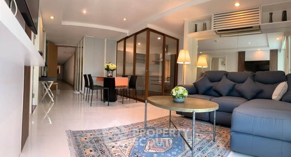 For rent 3 bedrooms condo in Khlong Toei, Bangkok