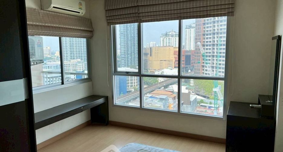 À louer 1 chambre condo à Phra Khanong, Bangkok