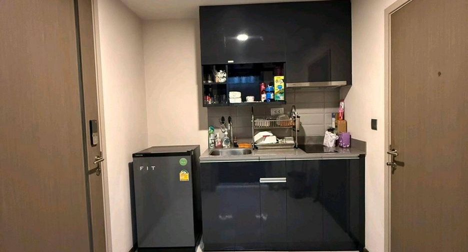 For rent 1 bed condo in Pathum Wan, Bangkok