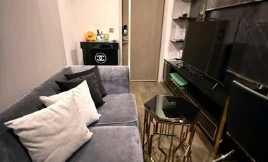 For rent 1 bed condo in Pathum Wan, Bangkok
