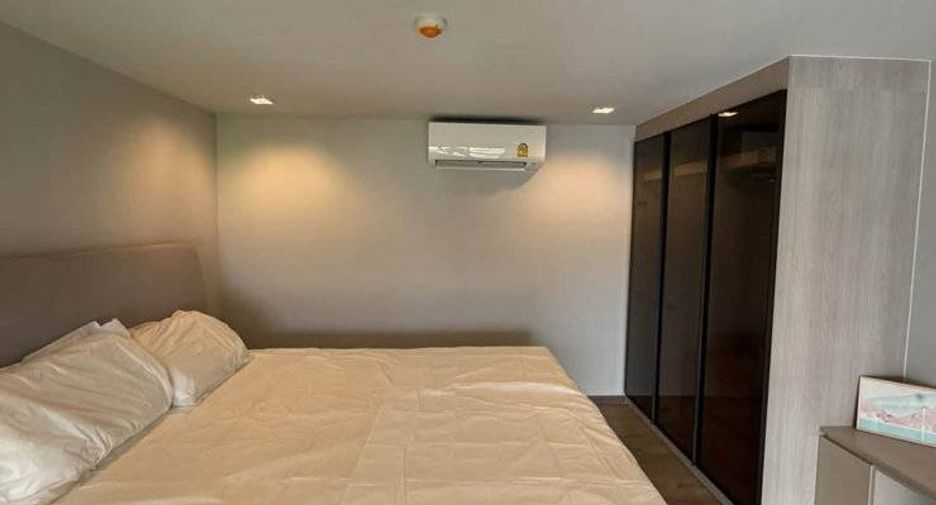 Condo en alquiler de 1 habitaciones en Phra Khanong, Bangkok