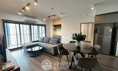 For rent 2 bedrooms condo in Huai Khwang, Bangkok