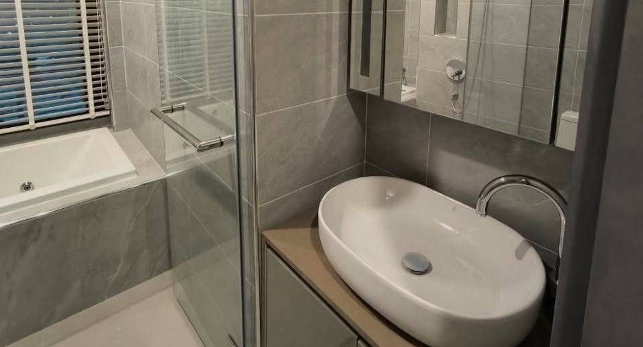 For rent 1 bed condo in Bang Rak, Bangkok