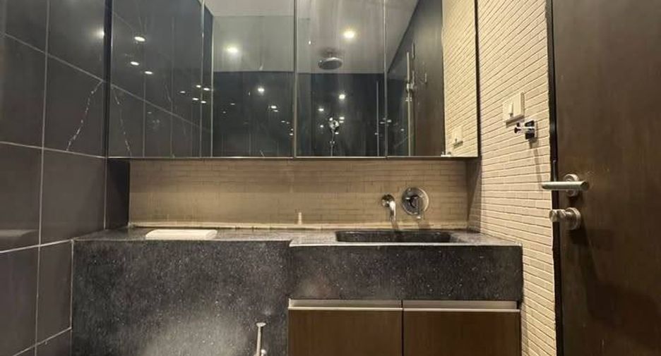 Condo en alquiler de 2 habitaciones en Watthana, Bangkok
