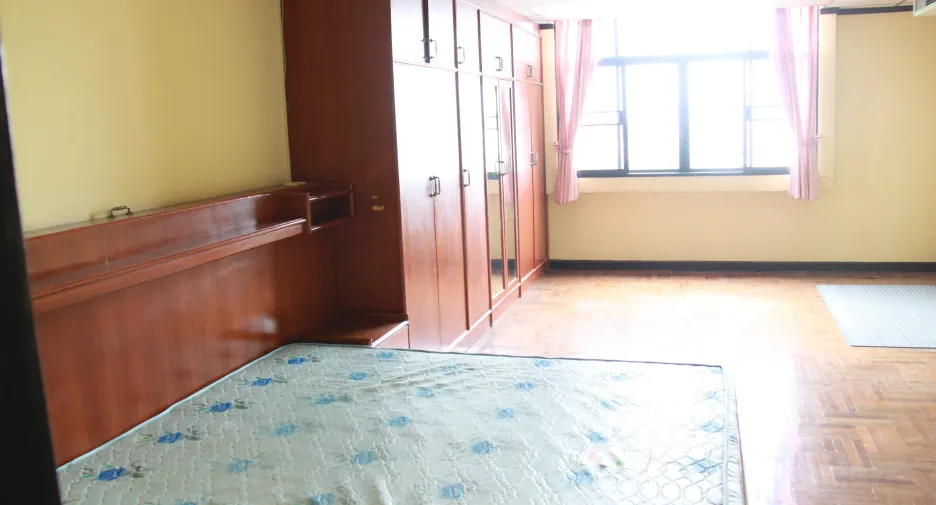 For sale 1 bed condo in Phra Khanong, Bangkok