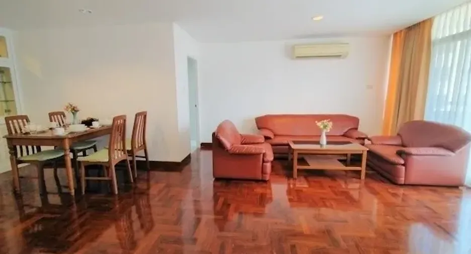 For rent 2 bedrooms condo in Watthana, Bangkok