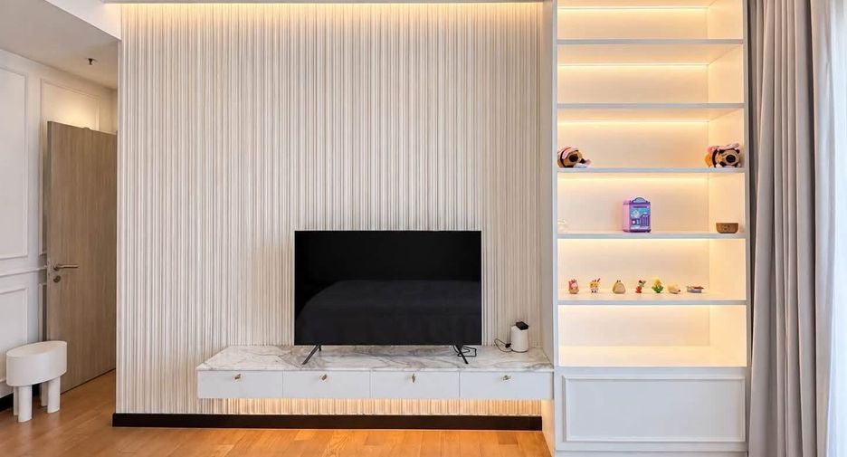 For sale and for rent 4 bedrooms condo in Watthana, Bangkok