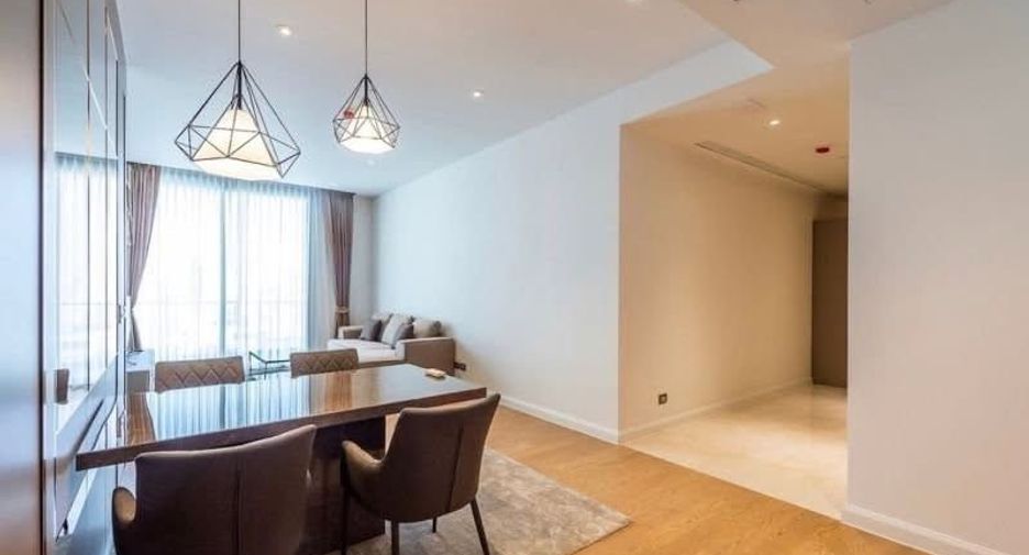 For rent 2 bedrooms condo in Khlong San, Bangkok