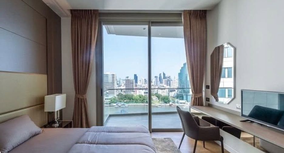 For rent 2 bedrooms condo in Khlong San, Bangkok