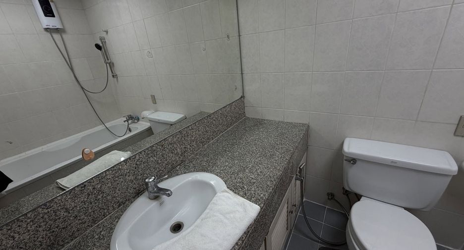À louer 2 chambres condo à Bang Na, Bangkok
