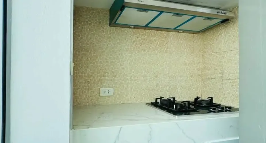 For rent 4 bedrooms villa in Mueang Phuket, Phuket