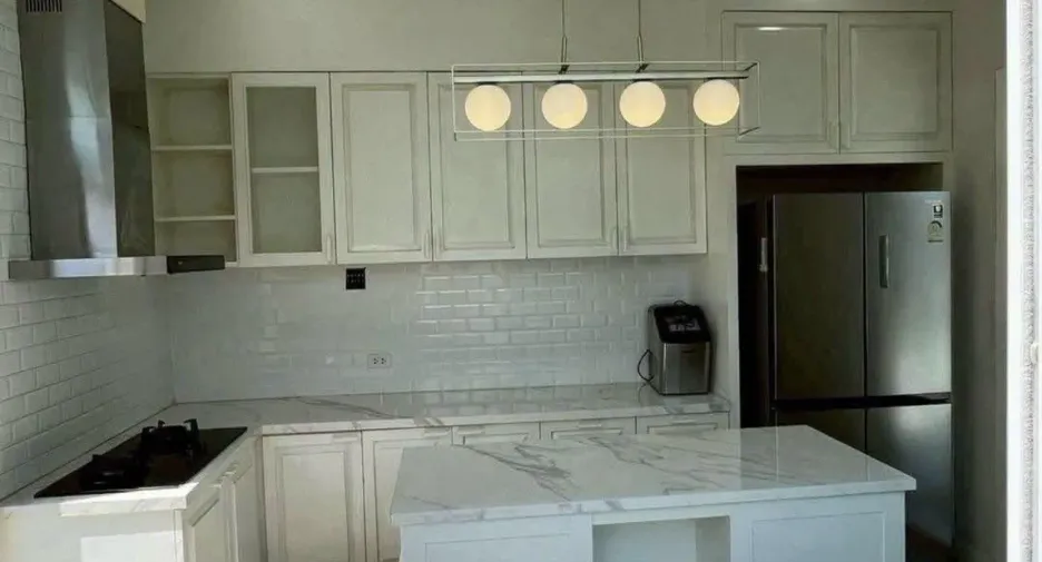 For sale 4 bedrooms house in Hang Dong, Chiang Mai