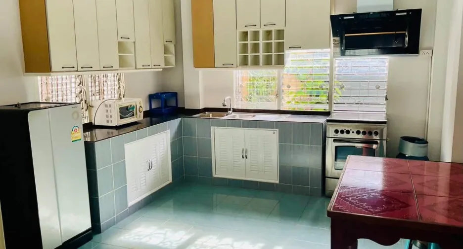 For rent 4 bedrooms house in San Sai, Chiang Mai