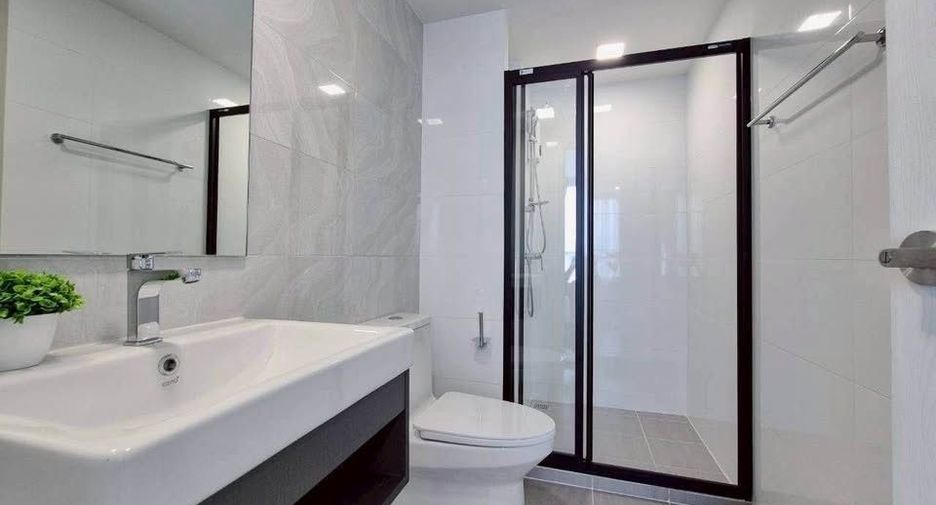 À louer 1 chambre condo à Lat Phrao, Bangkok
