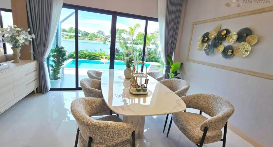 Villa zum Kauf mit 4 Zimmer in Bang Lamung, Chonburi