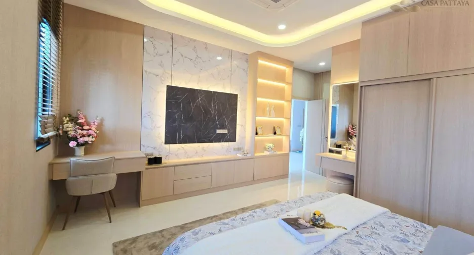 Villa zum Kauf mit 4 Zimmer in Bang Lamung, Chonburi