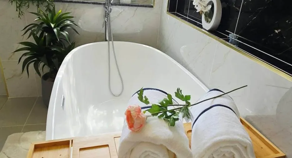 Villa zum Kauf mit 4 Zimmer in Bang Lamung, Chonburi