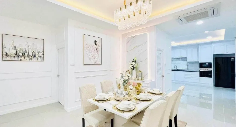 For sale 3 ベッドルーム villa in Bang Lamung, Chonburi