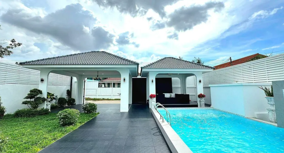 For sale 3 ベッドルーム villa in Bang Lamung, Chonburi