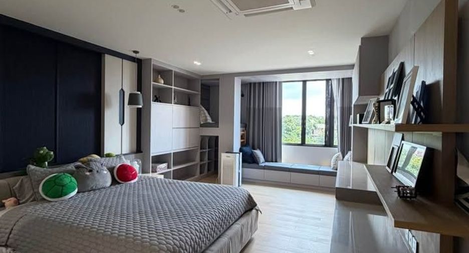 Casa en venta y en alquiler de 6 habitaciones en Huai Khwang, Bangkok