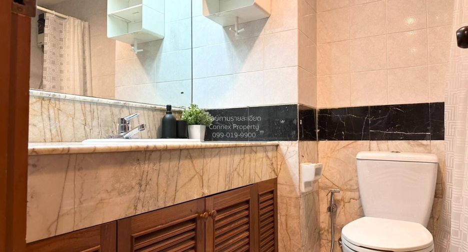 For rent 1 bed condo in Pathum Wan, Bangkok
