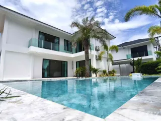 Villa zum Kauf mit 3 Zimmer in Mueang Rayong, Rayong