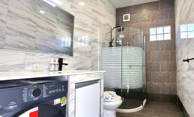 Villa zum Kauf mit 2 Zimmer in Mueang Rayong, Rayong