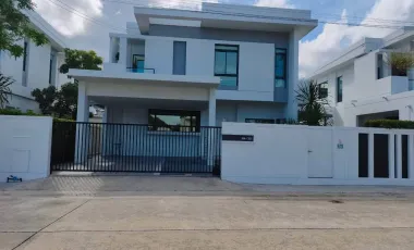 For rent 3 bedrooms house in Mueang Phuket, Phuket