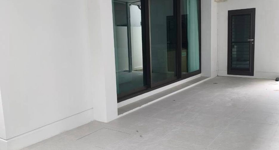 For rent 3 bedrooms house in Mueang Phuket, Phuket