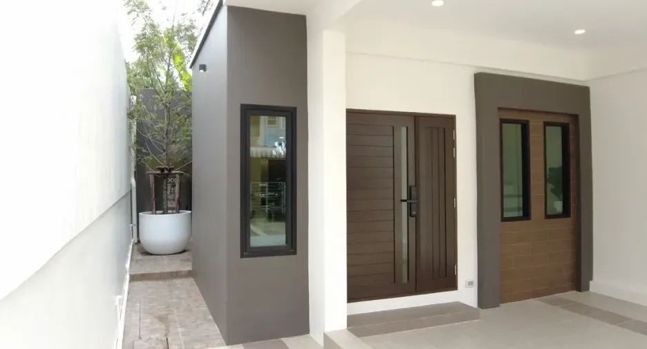 Reihenhaus zum Kauf mit 4 Zimmer in Lat Phrao, Bangkok