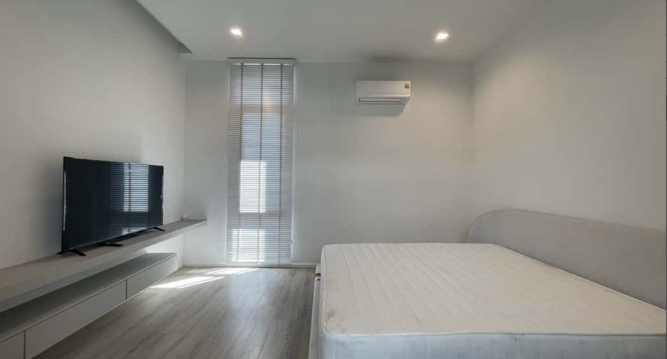 Casa en alquiler de 4 habitaciones en Hang Dong, Chiang Mai