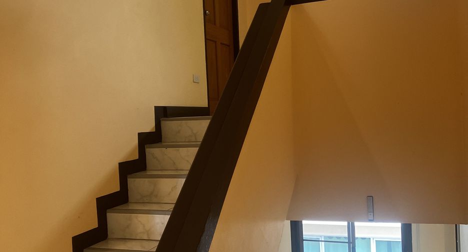 For rent 4 ベッドルーム townhouse in Hua Hin, Prachuap Khiri Khan