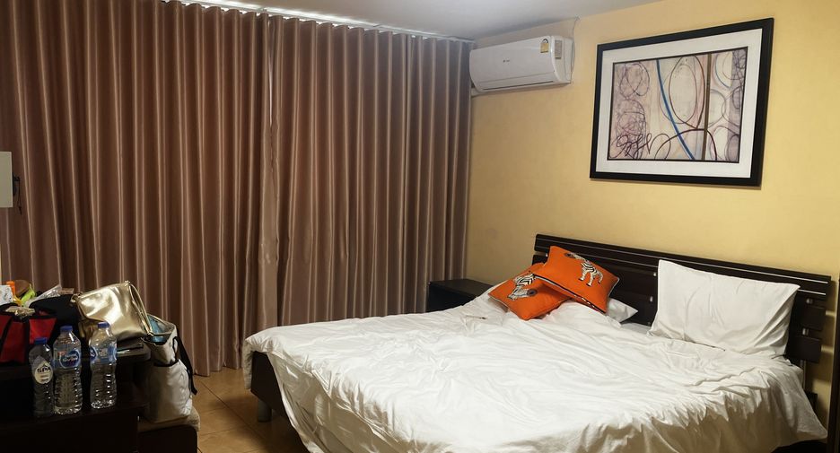 For rent 4 ベッドルーム townhouse in Hua Hin, Prachuap Khiri Khan